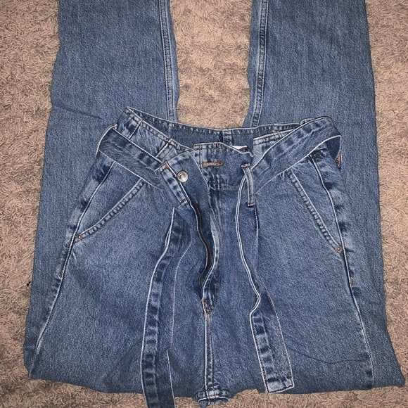 Top shop mom jeans with cute tie & pulled waist - Picture 2 of 4